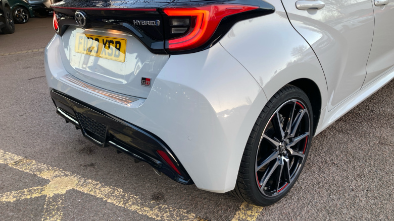 Toyota Yaris 1.5 Hybrid GR Sport 5dr CVT Hybrid Hatchback